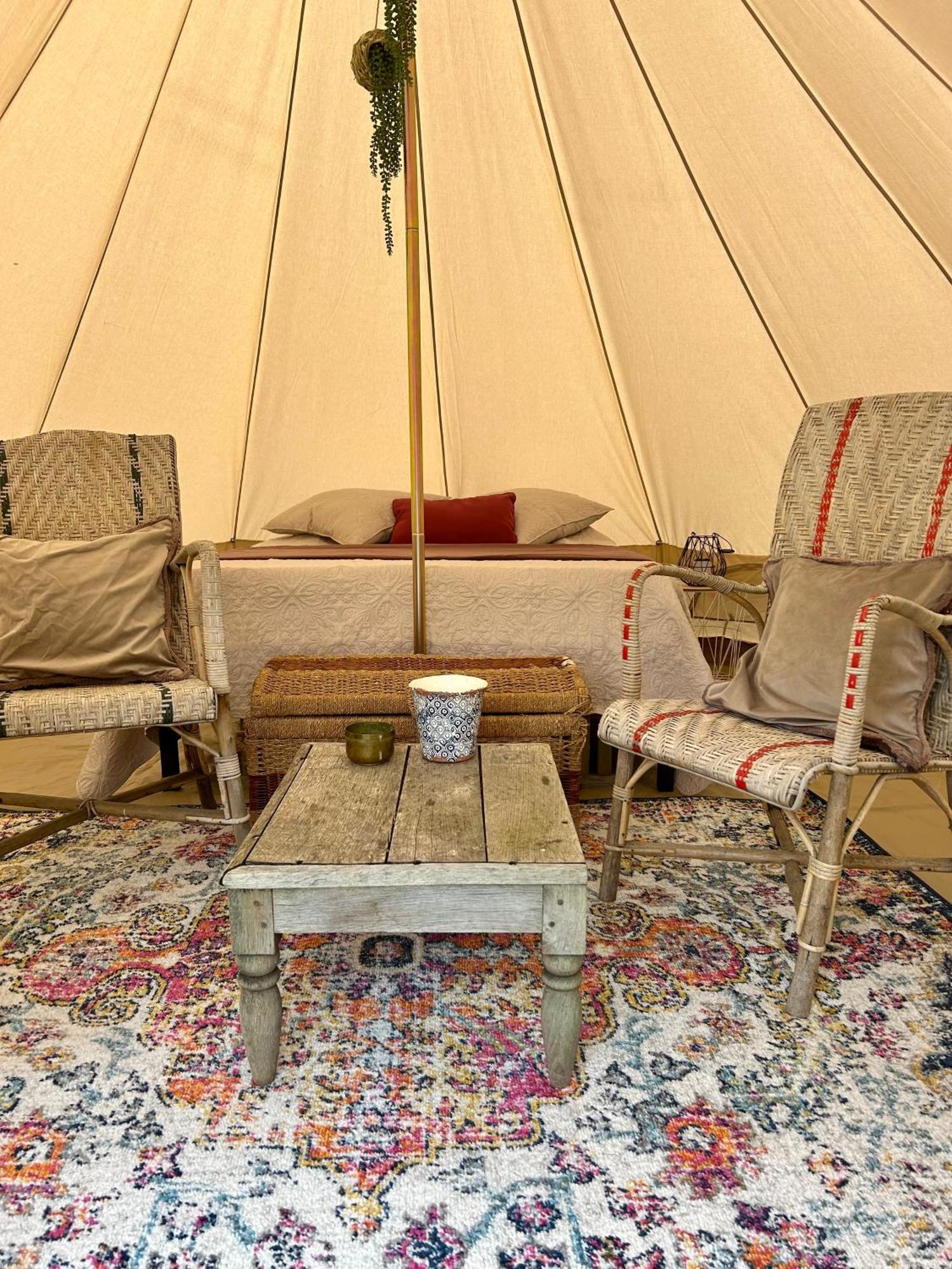 Chambre Au Jardin Tente De Charme Eguzon-Chantome Dış mekan fotoğraf